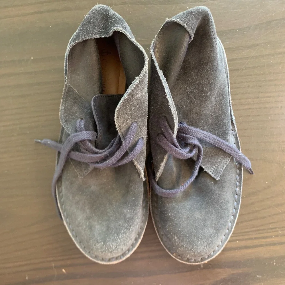 Crewcuts J.Crew Kids Navy Blue Suede Desert Chukka Boots Made in Italy Size K2